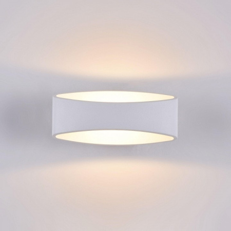 Накладной светильник Maytoni Trame C806WL-L5W