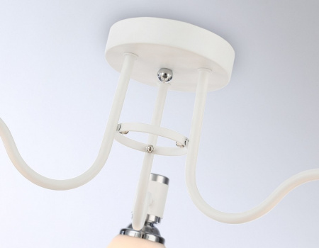 Потолочная люстра Ambrella Light TR TR303302