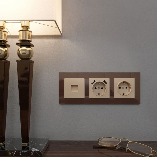 Рамка на 3 поста Werkel Favorit 1 W0031118