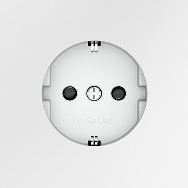 Розетка с заземлением и со шторкой без рамки Voltum S70 VLS040202