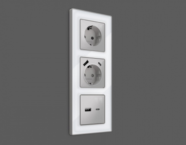 Накладка для розетки с заземлением и со шторками и 2хUSB type A и C Ambrella Volt Quant AP4100