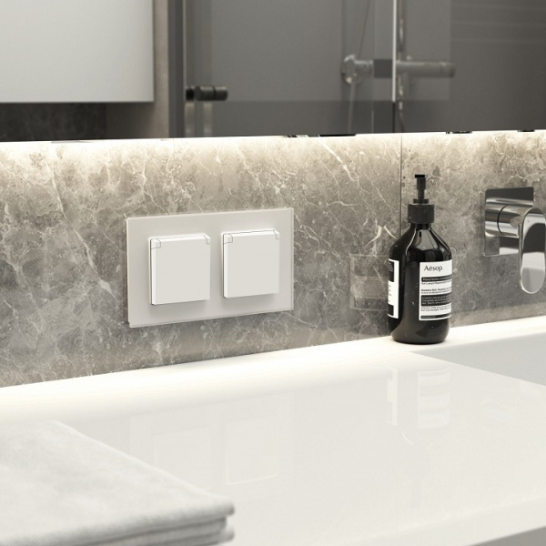 Рамка на 2 поста Werkel Senso (белый стекло soft-touch) W0023101