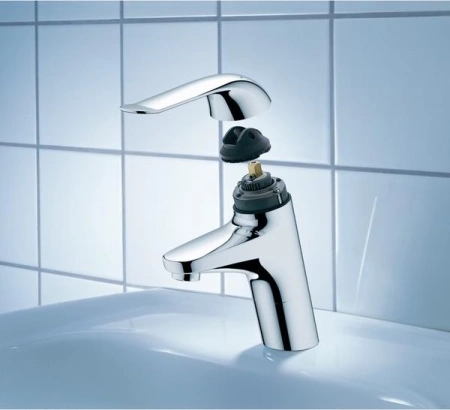 Смеситель для раковины Grohe Euroeco Special 32765000