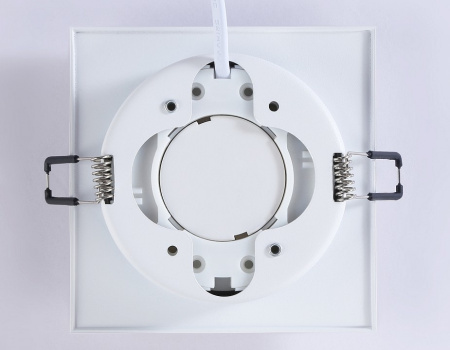 Встраиваемый светильник Ambrella Light TECHNO SPOT TN5230