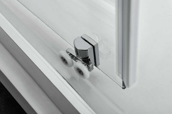 Душевой уголок Vincea Alpha VSQ-3AL800CL