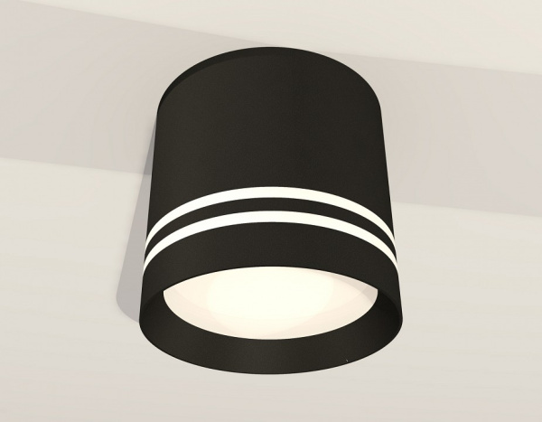 Накладной светильник Ambrella Light XS XS8111007