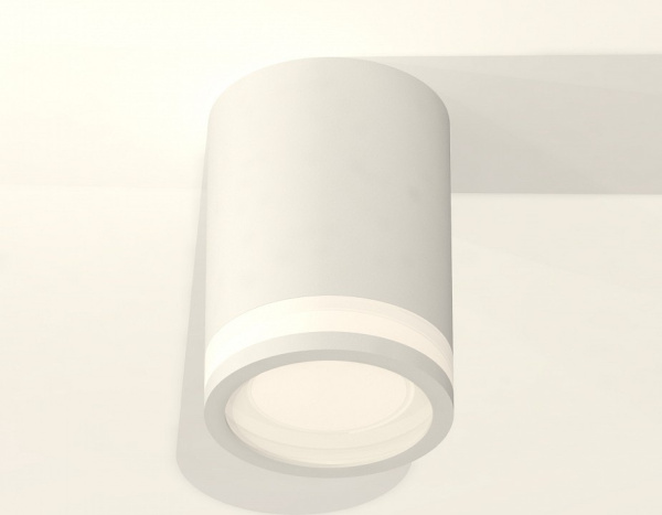 Накладной светильник Ambrella Light XS XS7421021