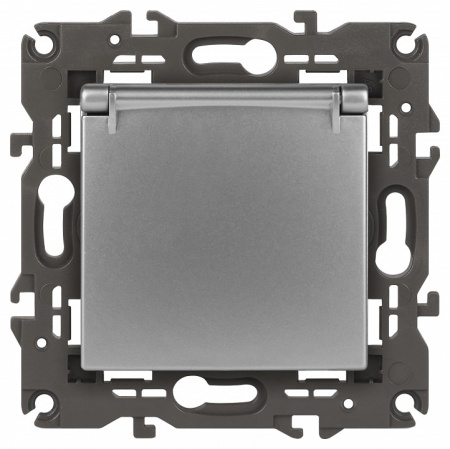 Розетка с заземлением и со шторкой, без рамки с крышкой Эра Эра Elegance 14-2103-03