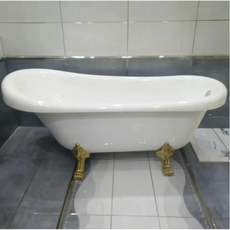 Акриловая ванна Ceruttispa Classic CT9667 157x77 см, отдельностоящая, белый