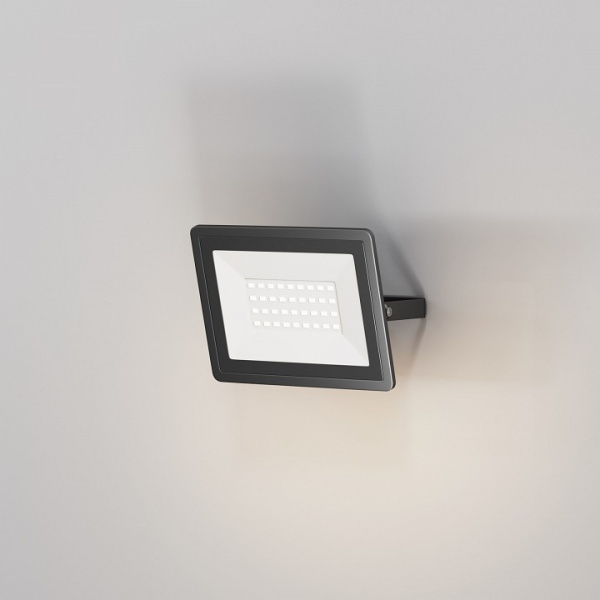 Настенно-потолочный прожектор Maytoni Outdoor Поток FL001-L30B4K