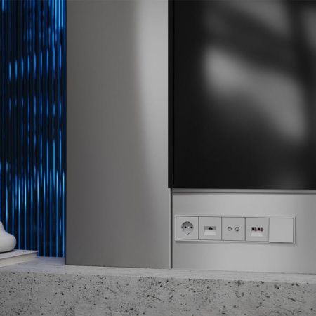 Накладка для розетки с заземлением Voltum S70 VLS000616