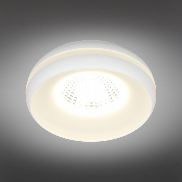 Встраиваемый светильник Omnilux Genova OML-102809-01