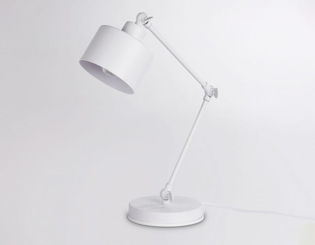 Настольная лампа офисная Ambrella Light TR TR8152