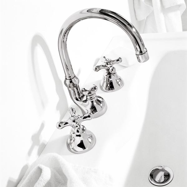 Смеситель для раковины STELLA ROMA RM 00017 CR00