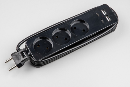 Удлинитель Uniel Travel UL-00011139