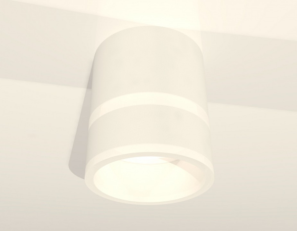 Накладной светильник Ambrella Light XS XS8110005