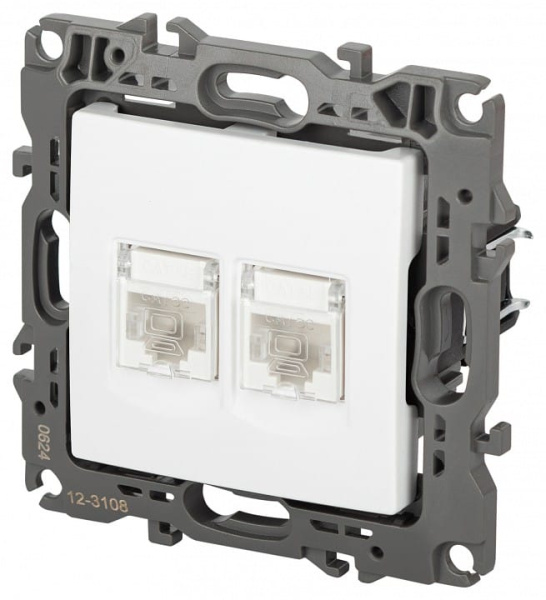 Розетка двойная Ethernet RJ-45 без рамки Эра Эра 12 12-3108-01М