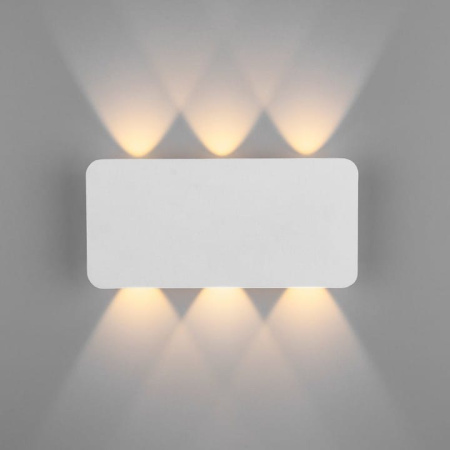 Накладной светильник Elektrostandard Angle a055776