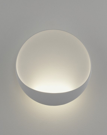 Накладной светильник Moderli Maloni V11216-WL