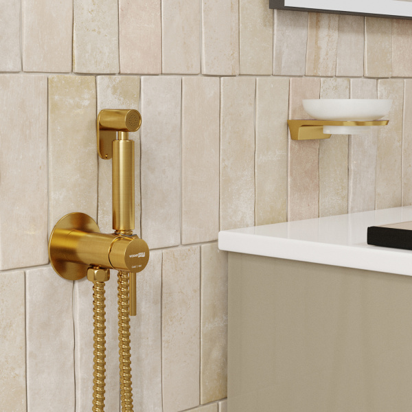 Смеситель для душа с гигиенической лейкой WasserKRAFT A70838 золото