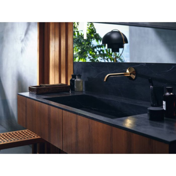Смеситель для раковины Axor One 48112990 шлифованное золото