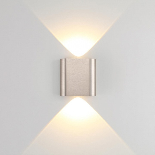 Накладной светильник Odeon Light MAGNUM 7106/2WL