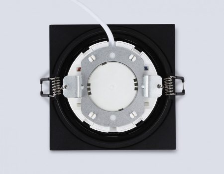 Встраиваемый светильник Ambrella Light TN TN51804