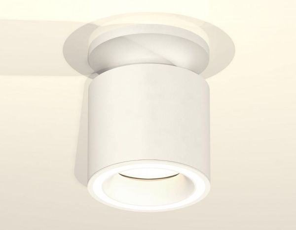 Накладной светильник Ambrella Light XS XS7401063