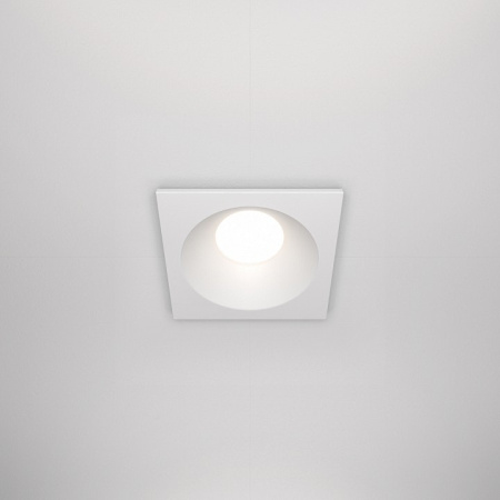 Встраиваемый светильник Maytoni Zoom DL033-2-01W