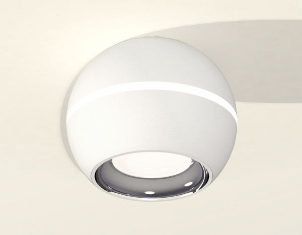 Накладной светильник Ambrella Light XS XS1101002