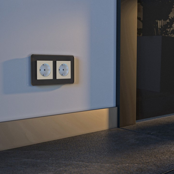 Розетка с заземлением с подсветкой без рамки Werkel айвори матовый W1171462