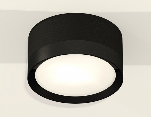 Накладной светильник Ambrella Light XS XS8102002