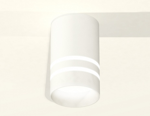 Накладной светильник Ambrella Light XS XS6301062