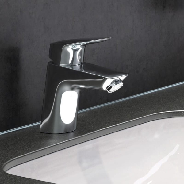 Смеситель для раковины hansgrohe Logis 71070000
