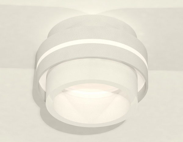 Накладной светильник Ambrella Light XS XS8412002