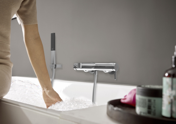 Смеситель для ванны hansgrohe Finoris 76420000