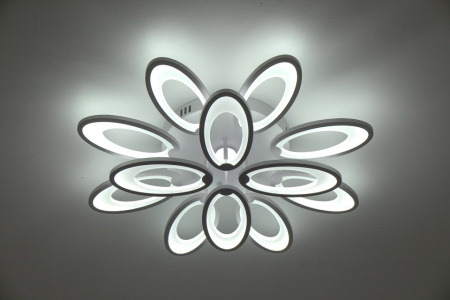 Потолочная люстра Escada Ecla 10238/12LED
