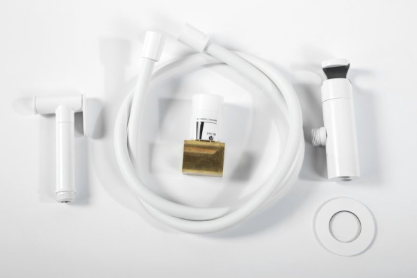 Смеситель с гигиеническим душем Cezares Leaf LEAF-DIF-BIO белый матовый