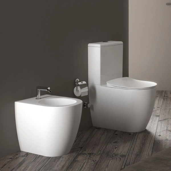 Чаша напольного унитаза с функцией биде Creavit Free FE360-00CB00E-0000