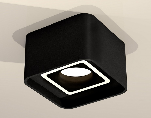 Накладной светильник Ambrella Light XS XS7833020
