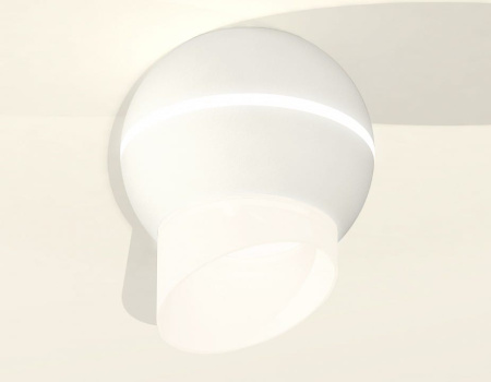 Накладной светильник Ambrella Light XS XS1101043