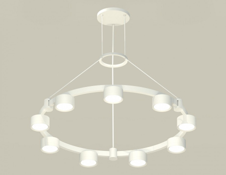 Подвесная люстра Ambrella Light XR XR92031800