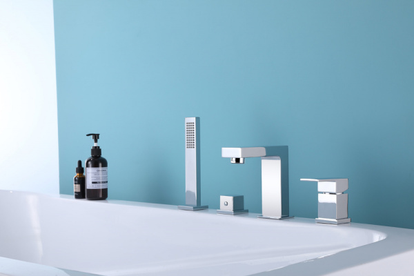 Смеситель для ванны Abber Daheim AF8213 хром