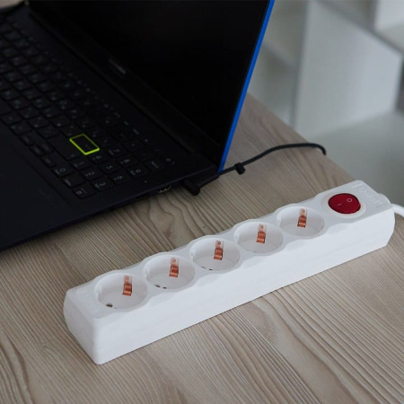 Удлинитель с выключателем Uniel S-Gsu5 UL-00001747
