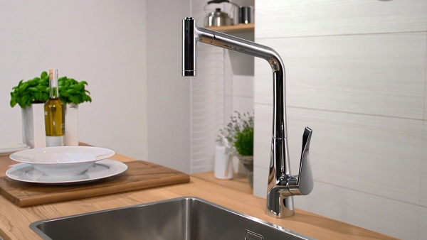 Смеситель для кухни hansgrohe METRIS 14820000