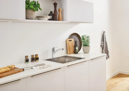 Смеситель для кухонной мойки Grohe Eurosmart 30305000