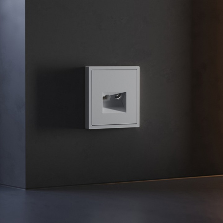 Накладка для ТВ-розетки и RJ-11 или RJ-45 Voltum S70 VLS002716