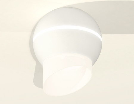 Накладной светильник Ambrella Light XS XS1101043