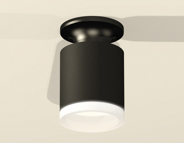 Накладной светильник Ambrella Light XS XS6302110