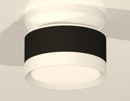 Накладной светильник Ambrella Light XS XS8102045